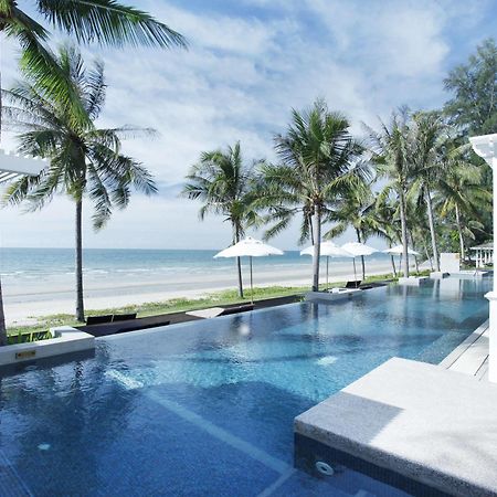 Nishaville Resort 班武里府 外观 照片