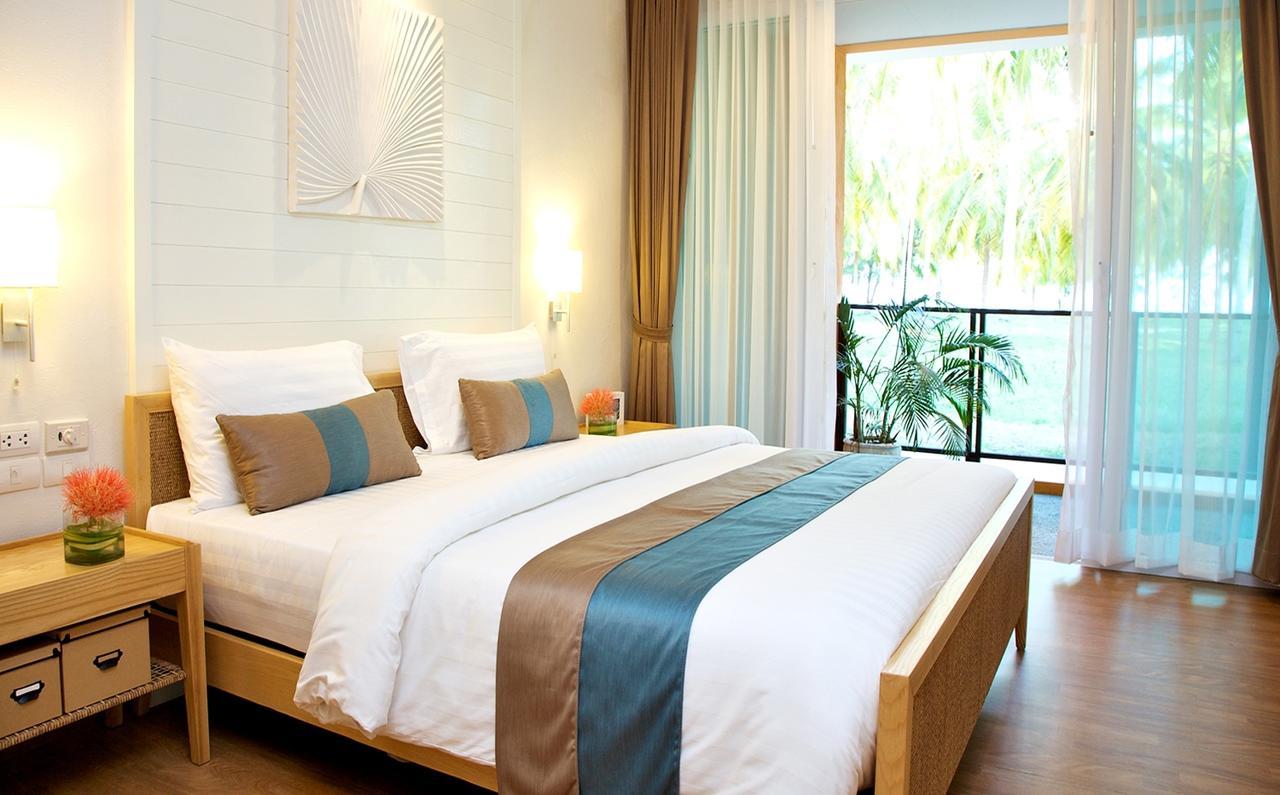 Nishaville Resort 班武里府 外观 照片